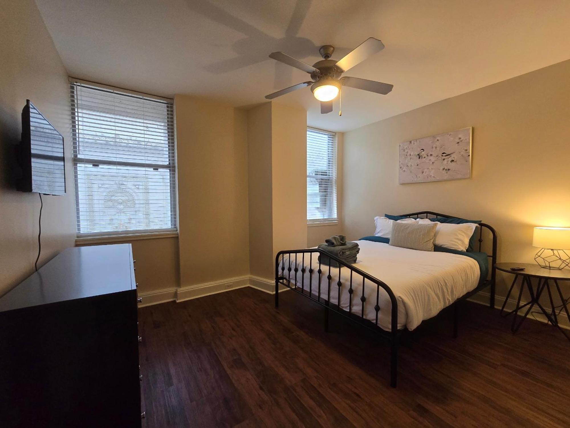 Amazing Condos Beautiful View 2 Blocks To French Quarter, Small Rooftop Pool, Gym, Seanger Theater, Super Dome, And Bourbon St ニューオーリンズ 部屋 写真