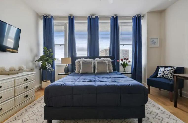 Amazing Condos Beautiful View 2 Blocks To French Quarter, Small Rooftop Pool, Gym, Seanger Theater, Super Dome, And Bourbon St ニューオーリンズ エクステリア 写真
