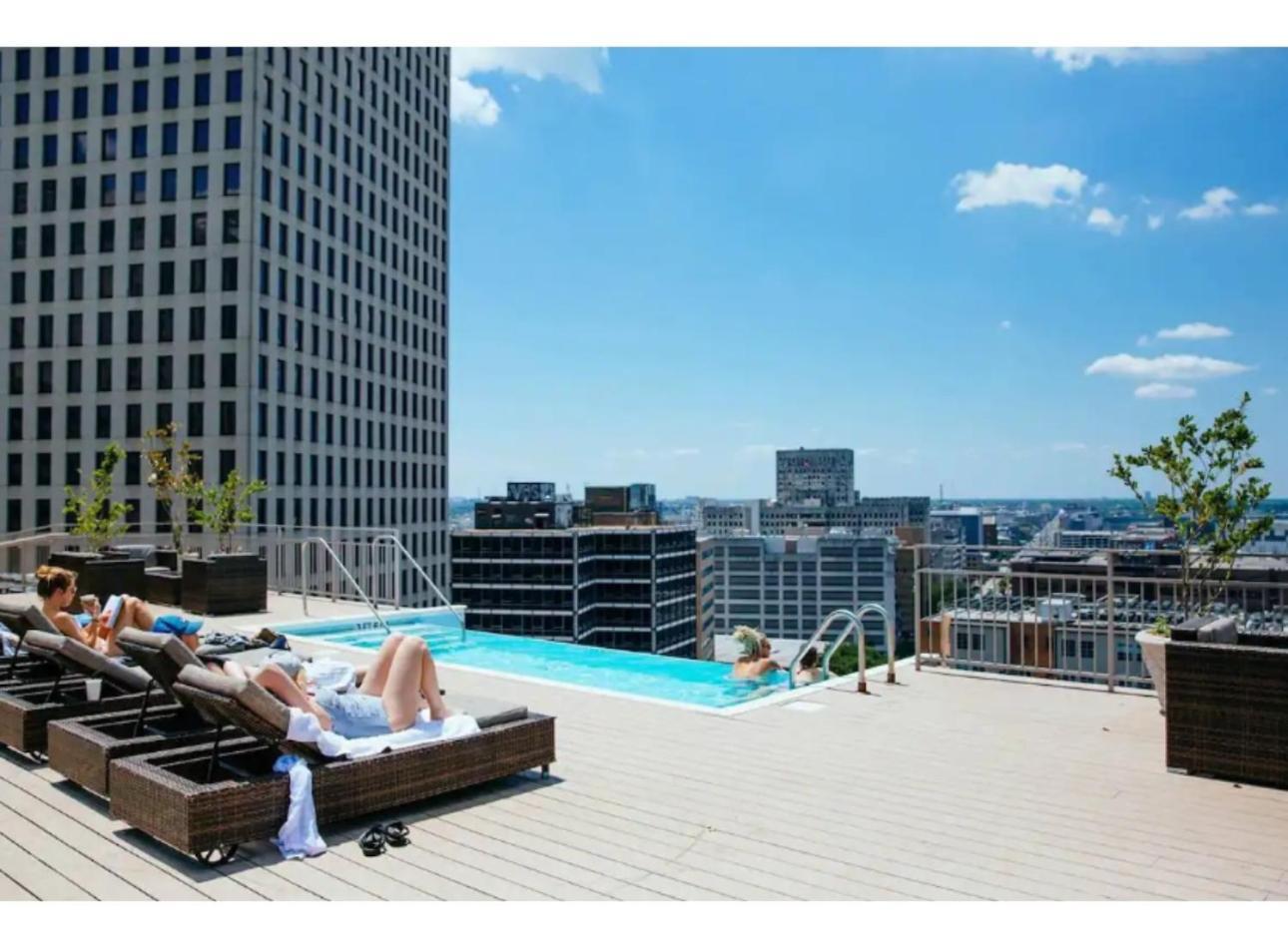 Amazing Condos Beautiful View 2 Blocks To French Quarter, Small Rooftop Pool, Gym, Seanger Theater, Super Dome, And Bourbon St ニューオーリンズ エクステリア 写真