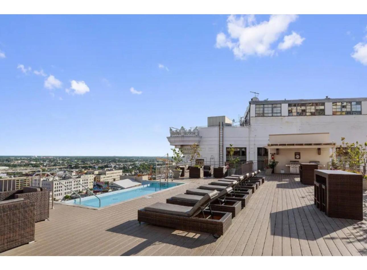 Amazing Condos Beautiful View 2 Blocks To French Quarter, Small Rooftop Pool, Gym, Seanger Theater, Super Dome, And Bourbon St ニューオーリンズ エクステリア 写真