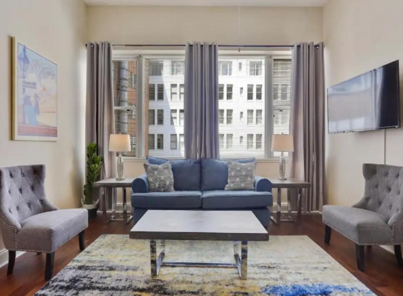 Amazing Condos Beautiful View 2 Blocks To French Quarter, Small Rooftop Pool, Gym, Seanger Theater, Super Dome, And Bourbon St ニューオーリンズ エクステリア 写真