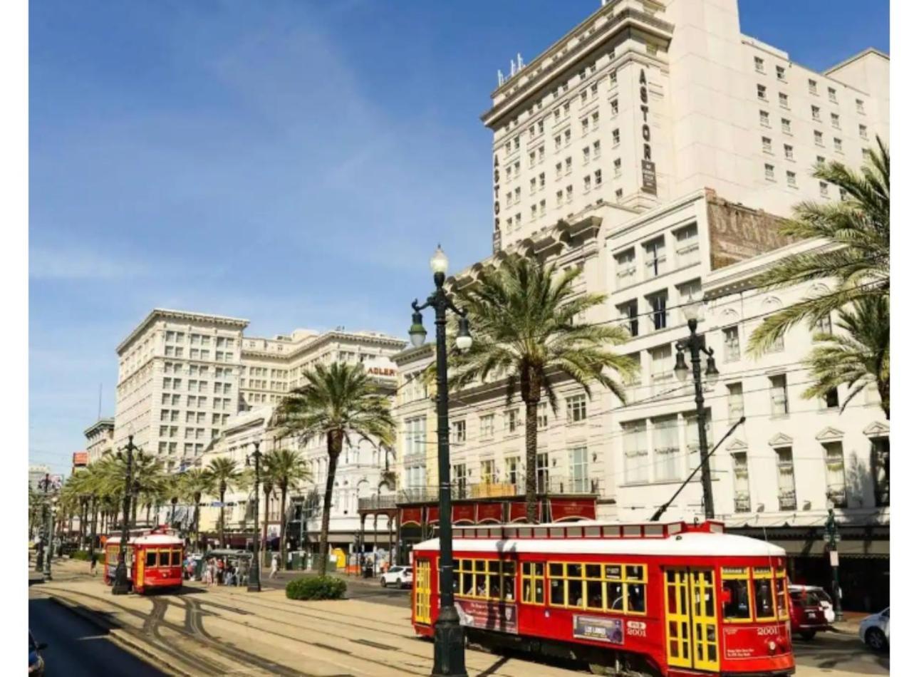 Amazing Condos Beautiful View 2 Blocks To French Quarter, Small Rooftop Pool, Gym, Seanger Theater, Super Dome, And Bourbon St ニューオーリンズ エクステリア 写真