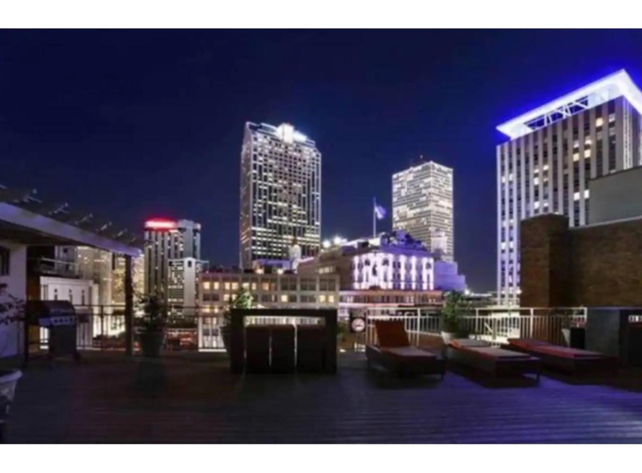 Amazing Condos Beautiful View 2 Blocks To French Quarter, Small Rooftop Pool, Gym, Seanger Theater, Super Dome, And Bourbon St ニューオーリンズ エクステリア 写真