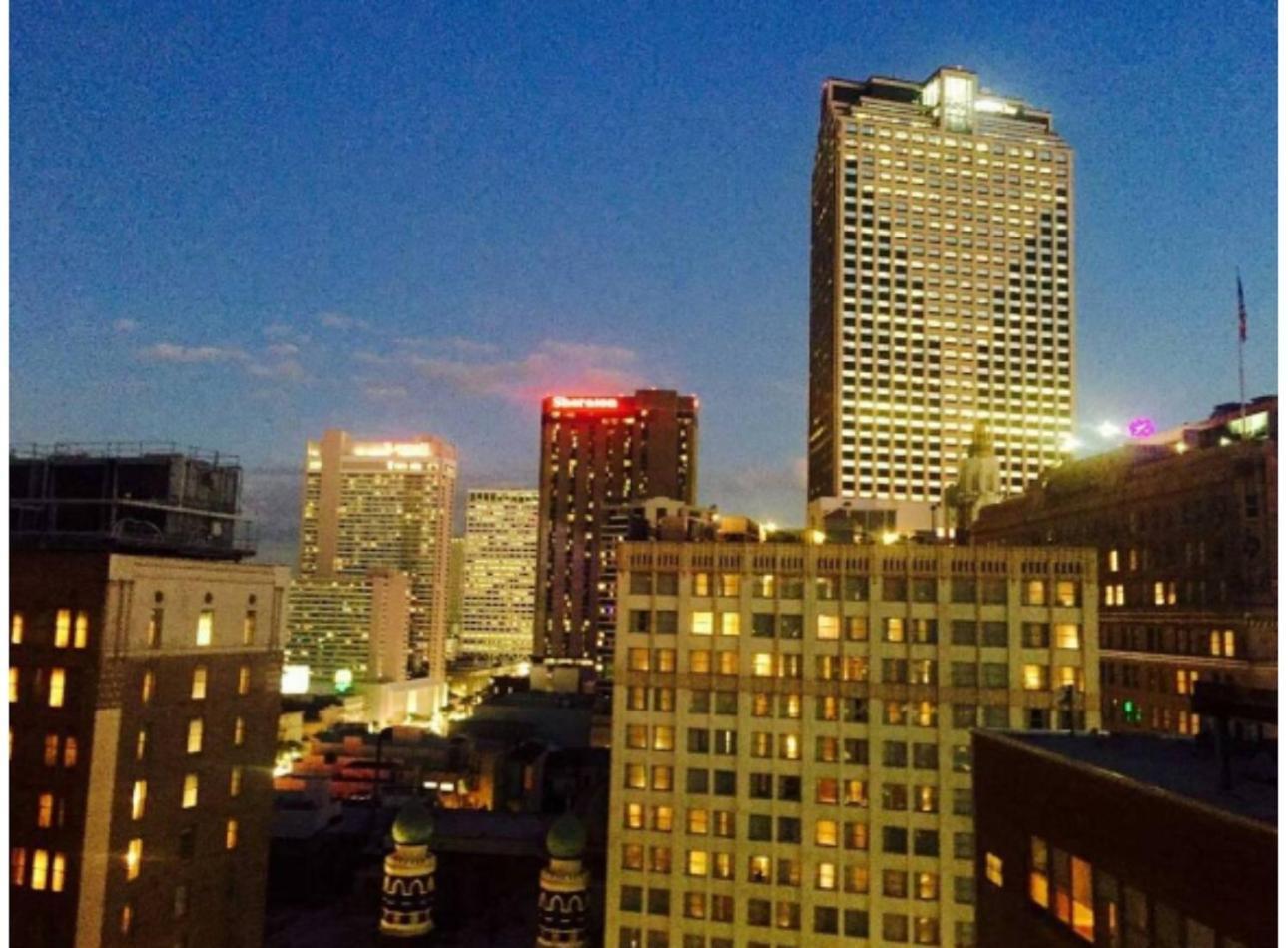 Amazing Condos Beautiful View 2 Blocks To French Quarter, Small Rooftop Pool, Gym, Seanger Theater, Super Dome, And Bourbon St ニューオーリンズ エクステリア 写真